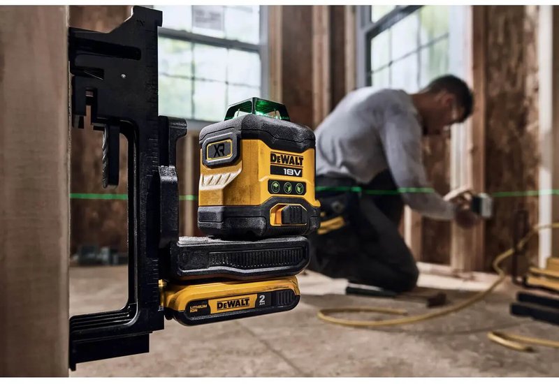 Рівень лазерний лінійний DeWALT DCLE34031D1