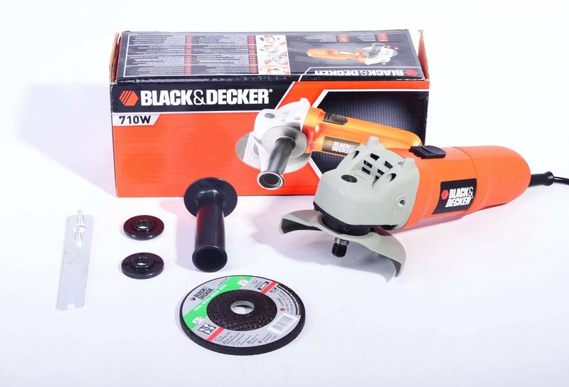 Кутова шліфувальна машина Black   Decker CD115