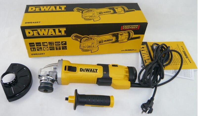 Кутова шліфувальна машина DeWALT DWE4257_1