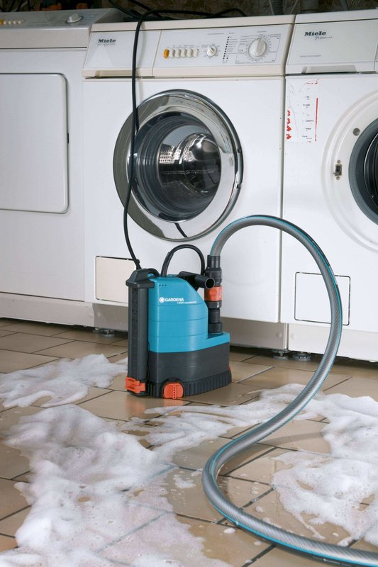 Насос занурювальний Gardena Comfort 13000 aquasensor(01785-20.000)