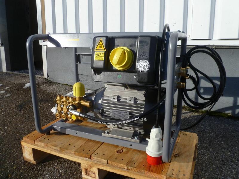 Мінімийка Karcher HD 9-18-4 Cage (стаціонарний з трубної рамою)