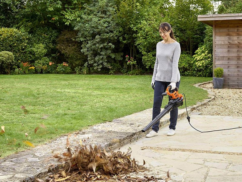 Садовий пилосос електричний BLACK+DECKER BEBLV300