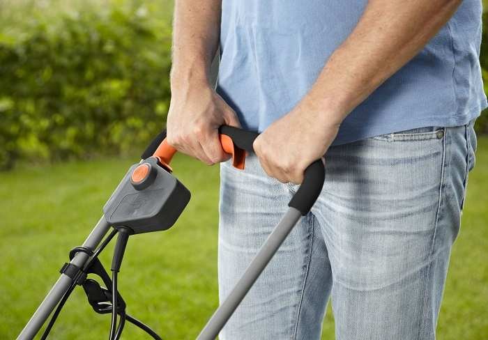 Електрична газонокосарка Gardena PowerMax 1100/32 (05031-20)