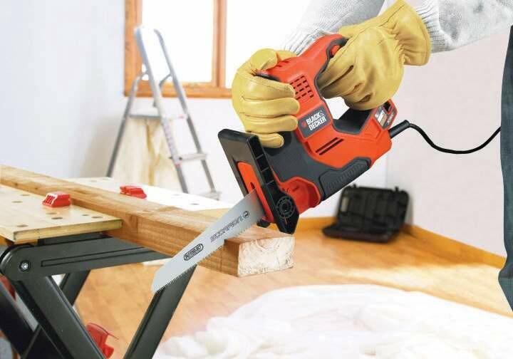 Електроножівка ручна Black   Decker Scorpion RS890K