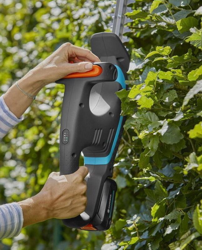 Кущоріз акумуляторний GARDENA EasyCut 40, 18V (без АКБ та ЗП) (14733-55.000.00)