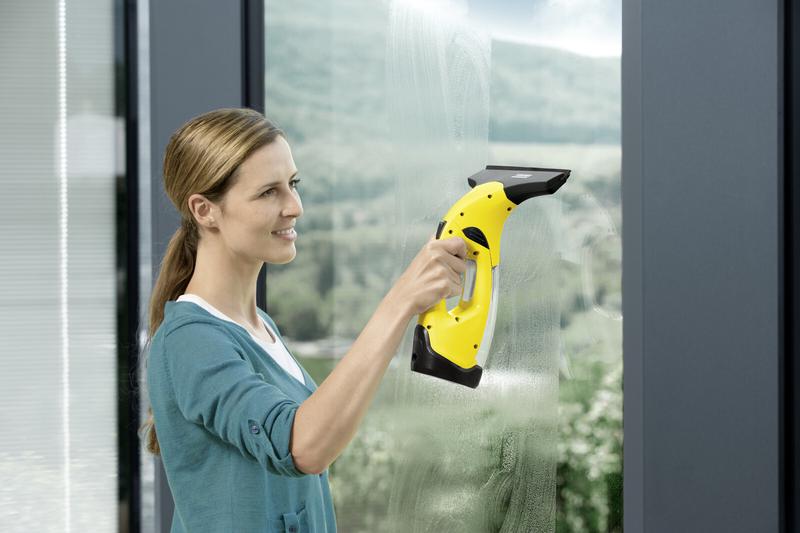 Віконний пилосос Karcher WV 2 Versatility Promotion жовтий (1.633-487.0)