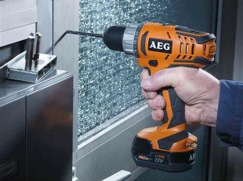 Шурупокрут AEG BS 12 G2 NC-142C