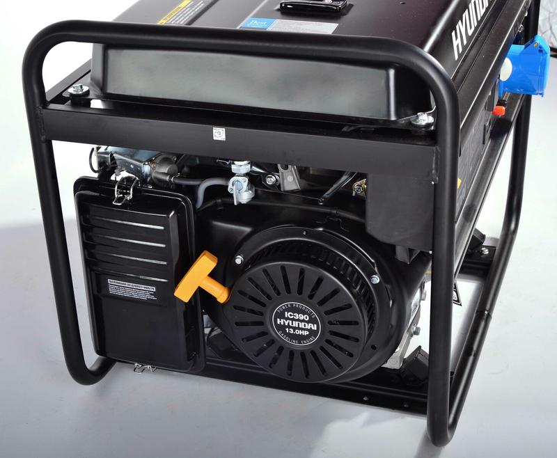 Бензиновий генератор Hyundai HHY 7000F
