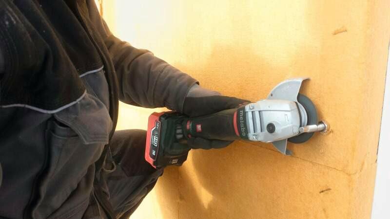 Акумуляторна кутова шліфувальна машина Metabo WB 18 LTX BL 125 Quick (613077850) (без акумулятора і ЗП)