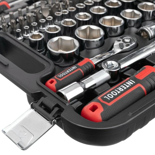 Набір інструментів Intertool STORM 1/2 "1/4" 82 од. Cr-V (ET-8082)