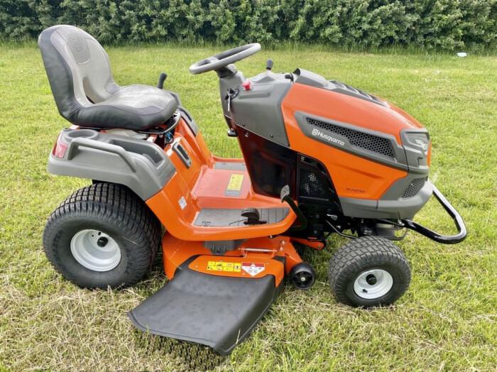 Трактор Husqvarna TS 242TXD (9604104-35)