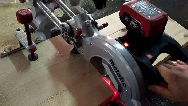 Акумуляторна пила торцювальна Metabo KS 18 LTX 216 (619000850) (без акумулятора і ЗП)
