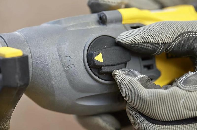 Перфоратор акумуляторний безщітковий Stanley FatMax SFMCH900M22