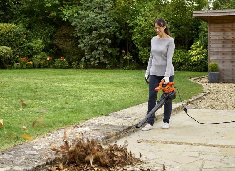 Садовий пилосос електричний BLACK   DECKER BEBLV260