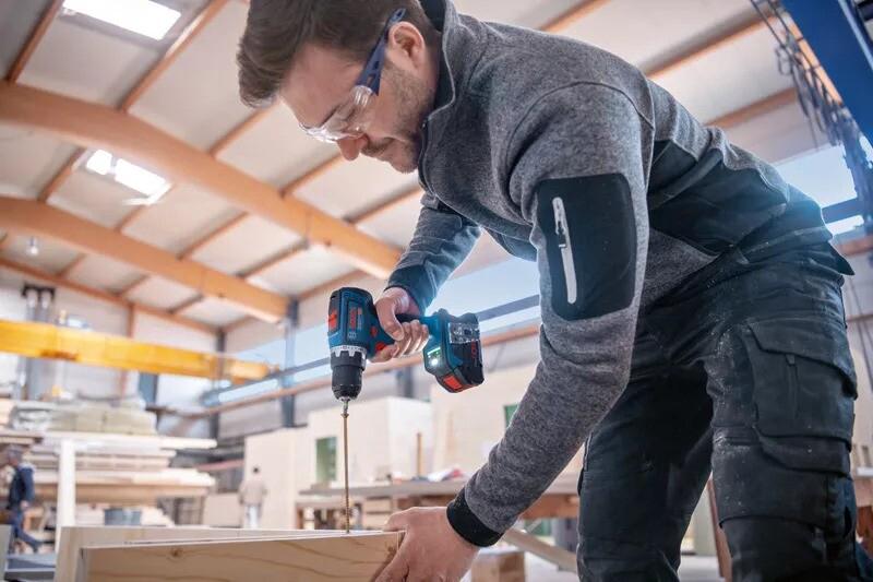 Акумуляторний шурупокрут Bosch GSR 18V-90 C (06019K6006)