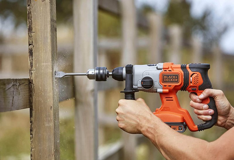Перфоратор акумуляторний BLACK+DECKER BCD900E2K