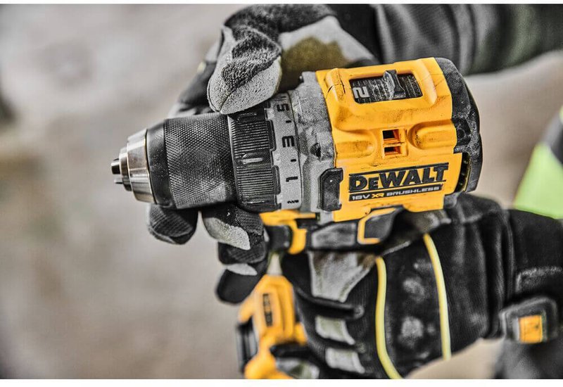 Дриль-шуруповерт акумуляторний безщітковий DeWALT DCD800P2T