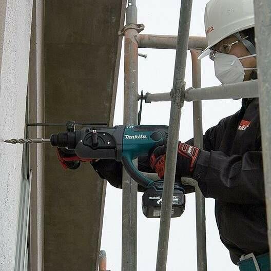 Акумуляторний перфоратор Makita DHR 241 Z (без акумулятора і ЗП)
