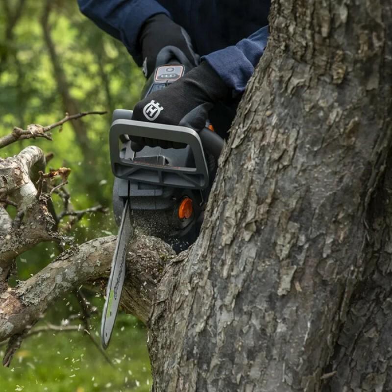 Акумуляторна пилка Husqvarna Aspire C15X-P4A KIT (9707205-04)