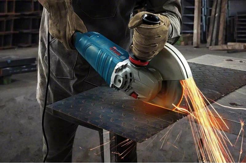 Кутова шліфмашина Bosch GWS 24-230 P (06018C3100)