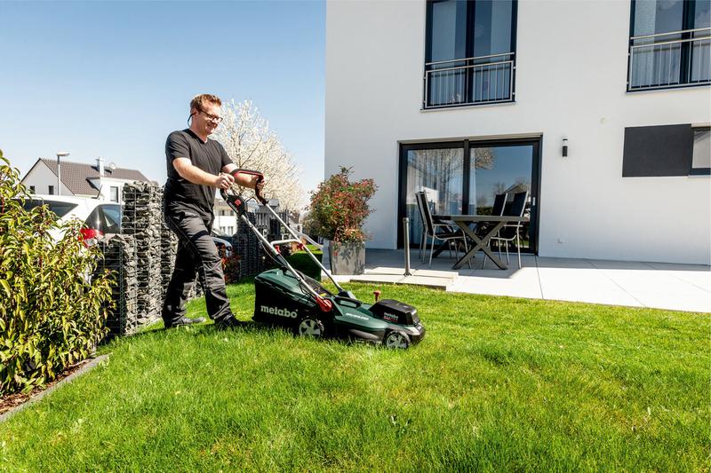 Акумуляторна газонокосарка Metabo RM 36-18 LTX BL 36 (601716850) (без АКБ та ЗП)