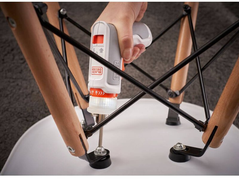 Викрутка акумуляторна BLACK+DECKER BCRTA01