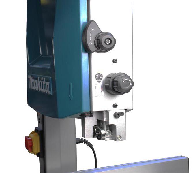 Стрічкова пила Makita LB1200F