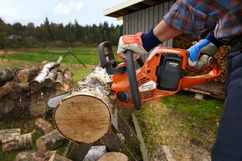 Акумуляторна пила Husqvarna 436Li (без акумулятора і ЗП)