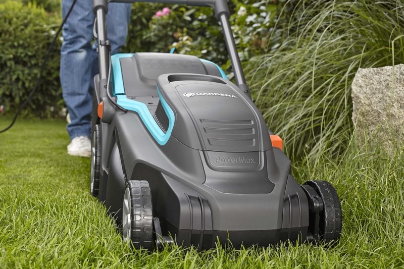 Електрична газонокосарка Gardena PowerMax 1600/37 з мульчуванням (05037-20)