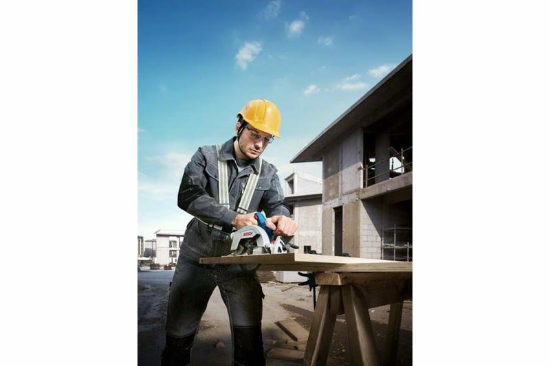 Акумуляторна дискова пилка Bosch GKS 185-LI Solo (06016C1221) (без АКБ та ЗП)