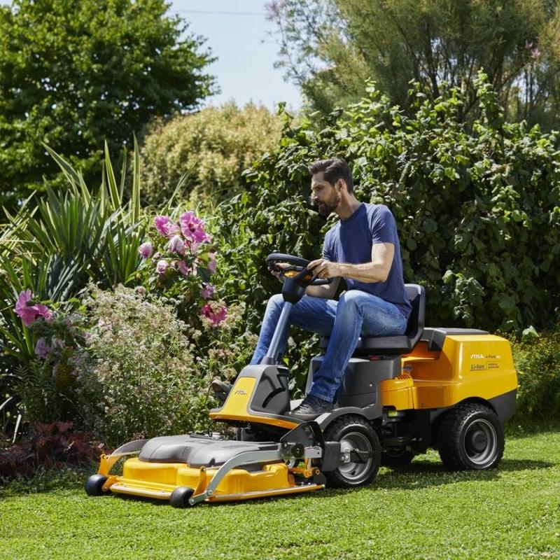 Райдер акумуляторний Stiga e-Park220