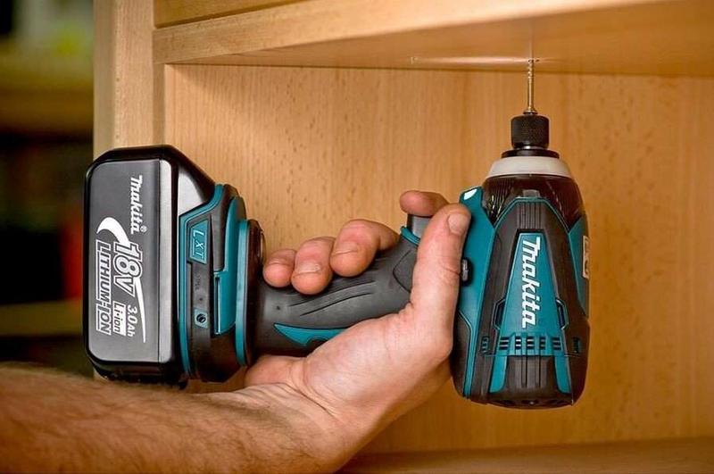 Акумуляторний ударний гайкокрут Makita DTD 146 RFJ