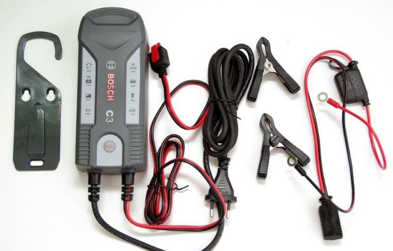 Зарядний пристрій Bosch C3