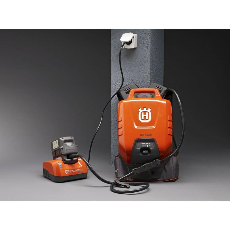 Зарядний пристрій Husqvarna QC500 (9704495-01)