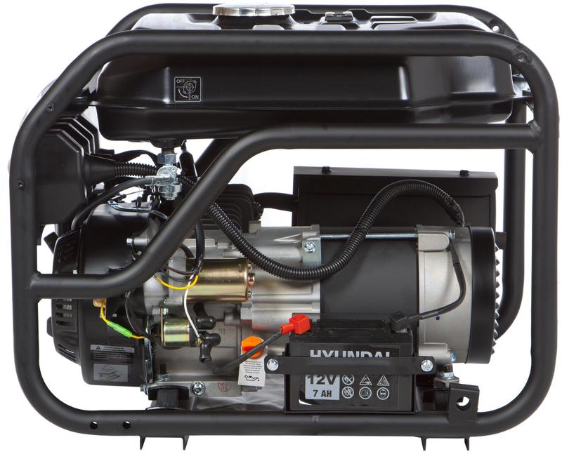 Бензиновий генератор Hyundai HHY 3050FЕ