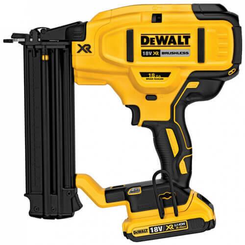 Акумуляторний цвяхозабівач DeWALT DCN680D2