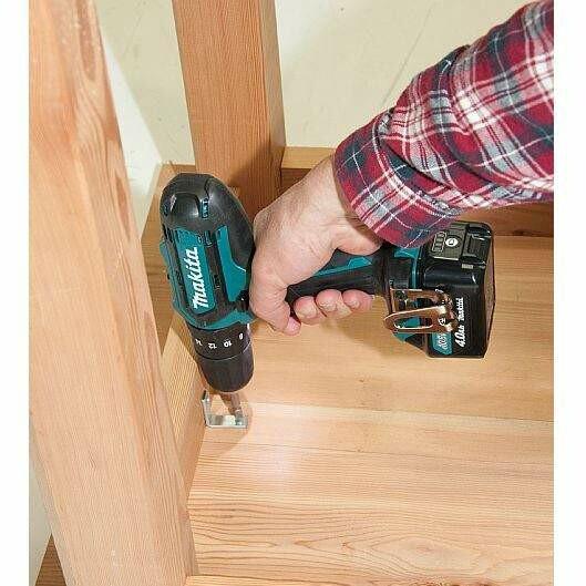 Акумуляторний ударний шурупокрут Makita HP 331 DWAE