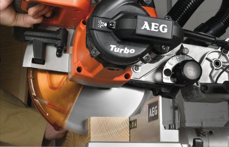 Торцювальна пилка AEG PS 254 L