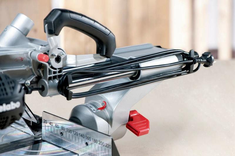 Торцювальна пила Metabo KGSV 216M (619261000)