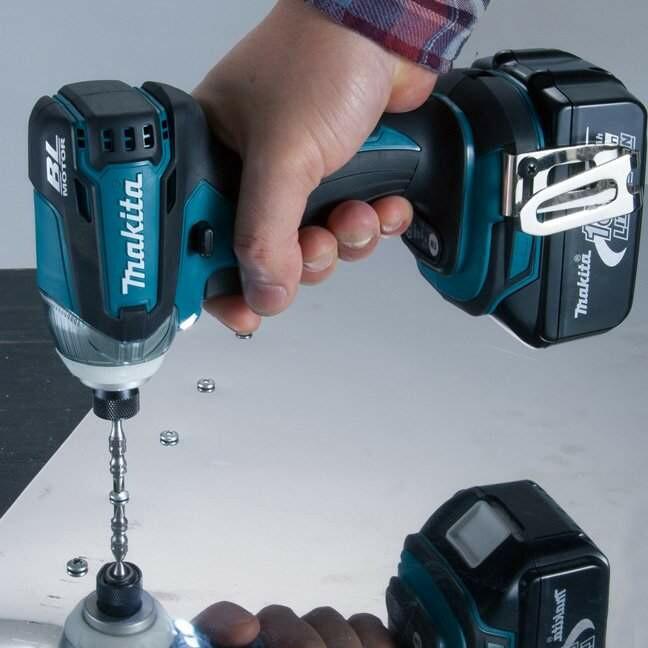 Акумуляторний ударний гайкокрут Makita DTD 129 Z (без акумулятора і ЗП)