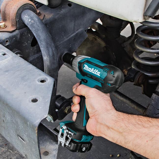 Акумуляторний гайкокрут Makita TW140DWA