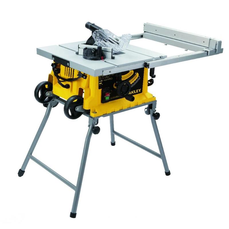 Пила дискова STANLEY SST1800-RU