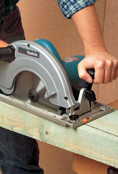 Дискова пила Makita 5704R