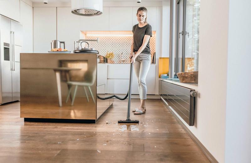Пилосос Karcher WD 2 PLUS S V-15/4/18 (1.628-050.0)