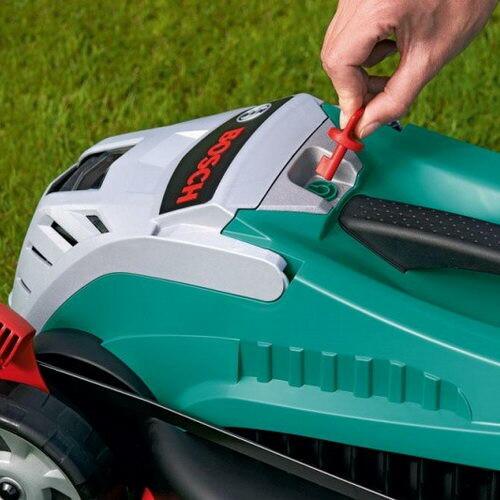 Газонокосарка Bosch ROTAK 32 Li-Ion (0600885D06)