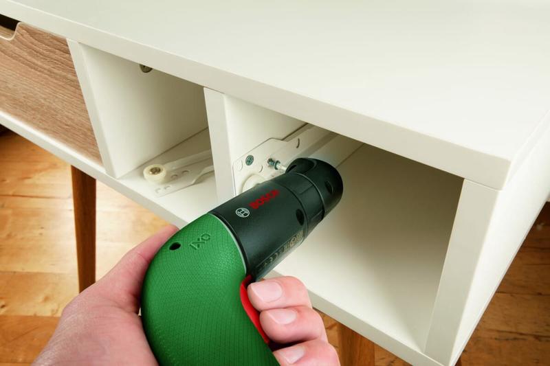 Акумуляторна викрутка Bosch IXO VI Set (06039C7122)