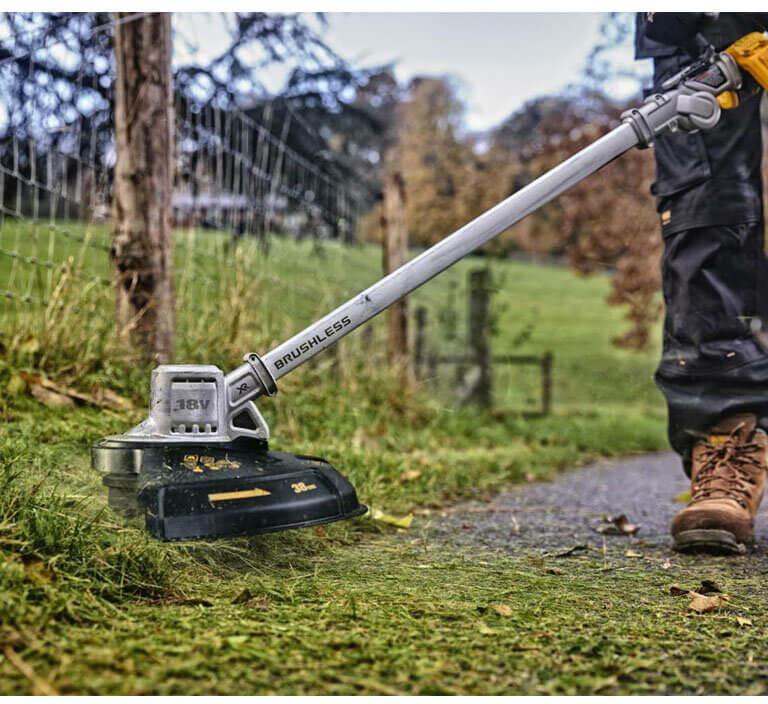 Коса акумуляторна безщітковий DeWALT DCMST561P1