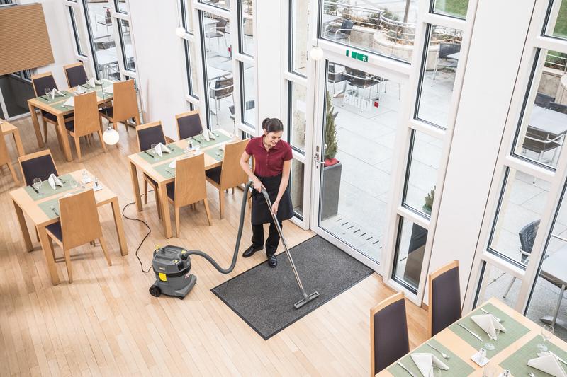 Пилосос сухого та вологого прибирання Karcher NT 22/1 Ap Te L (1.378-610.0)