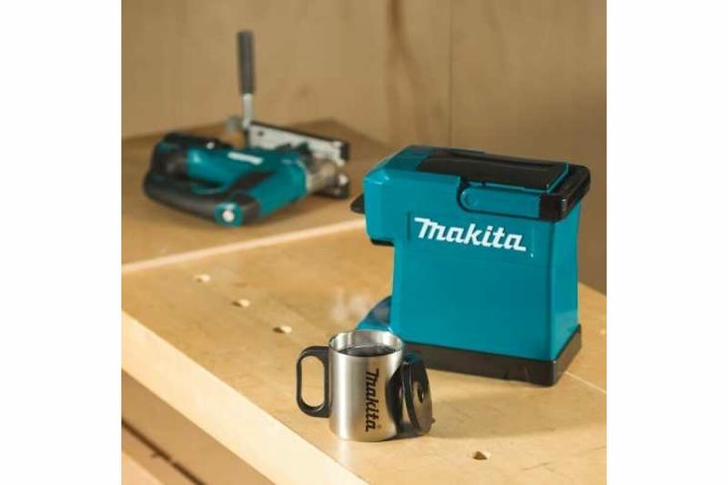 Акумуляторна кавоварка Makita DCM501Z (без АКБ та ЗП)