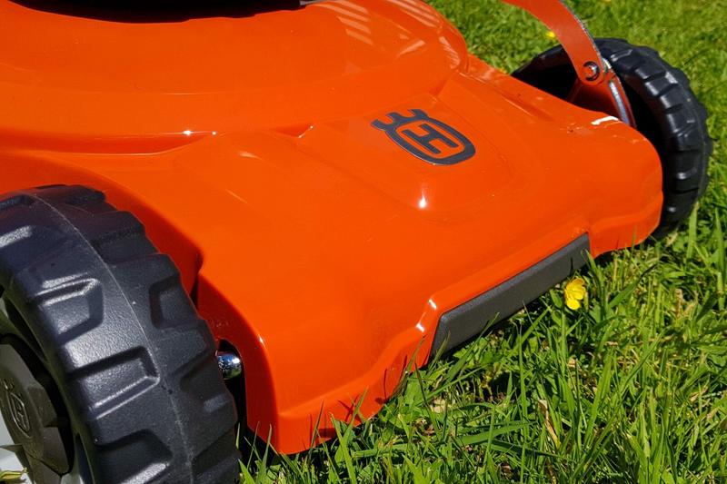 Акумуляторна газонокосарка Husqvarna LC 347VLi (без акумулятора і ЗП)